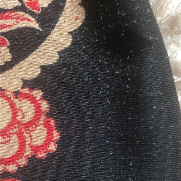 Fitted scuba dress in a gorgeous print - Picture 6 of 15